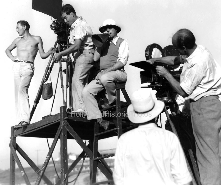 Camera Platform 1934 With director King Vidor filming Our Daily Bread wm.jpg